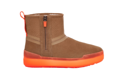 UGG CLASSIC TECH MINI CHESTNUT