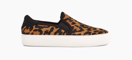 UGG CAHLVAN PANTHER PRINT SNEAKERs