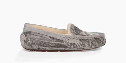 Women\'s UGG Ansley Crushed Velvet SILVER