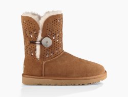 Women's UGG Bailey Button II Tehuano CHESTNUT