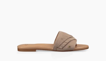 Women\'s UGG Binx SAND