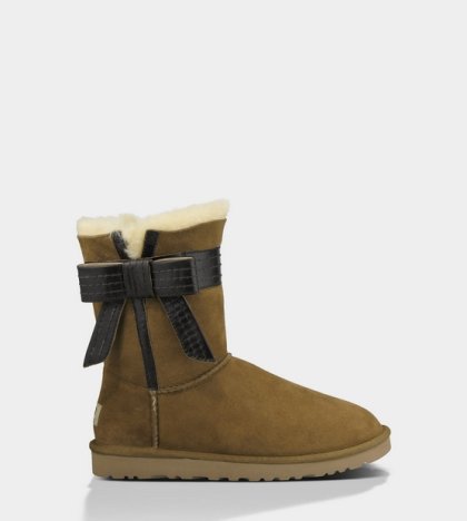 UGG® Josette Boots CHESTNUT