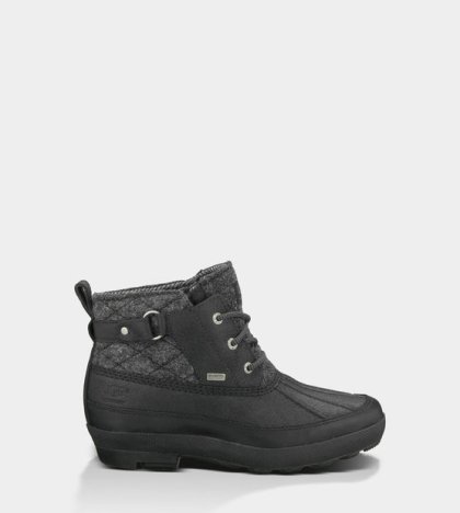 UGG® Lina Boots BLACK