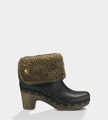 UGG® Cora Lynn Boots Black