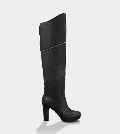 UGG® Dreaux Boots Black