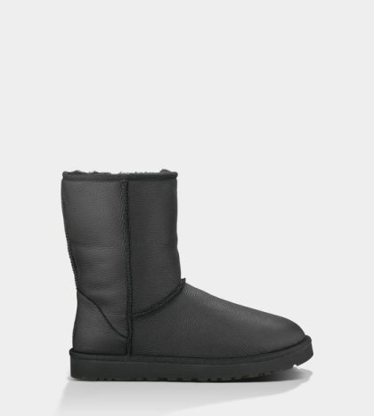 UGG® Classic Short Leather Boots BLACK