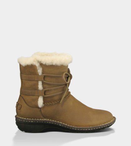 UGG® Rianne Boots CHOCOLATE