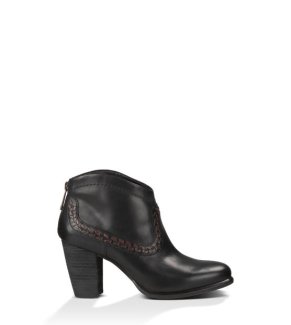 UGG® CHARLOTTE BOOTS BLACK