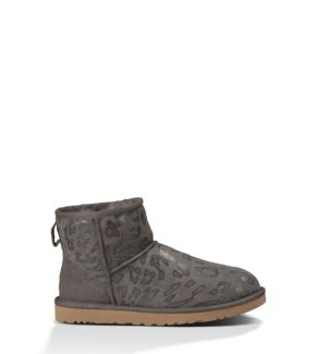 UGG Classic Mini Leopard Boots