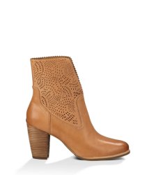 UGG® THAMES SEAWEED PERF SUNTAN