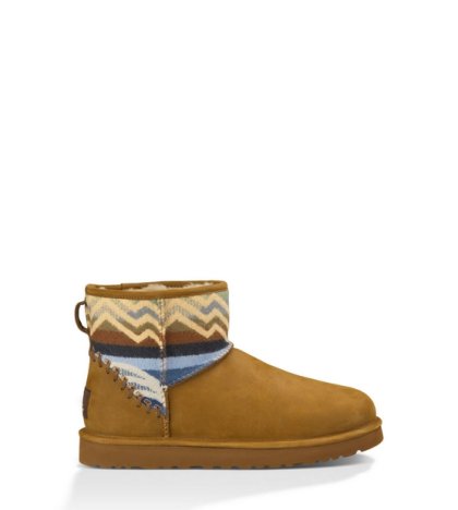 UGG® Classic Mini Deco Pendleton CHESTNUT