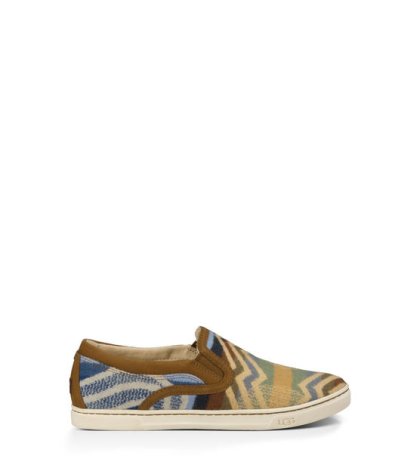 UGG® Fierce Pendleton CHESTNUT