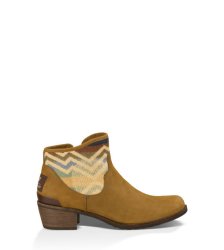 UGG® Penelope Pendleton CHESTNUT