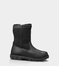 UGG® Beacon Boots After Dark