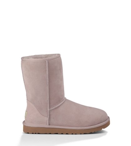 UGG CLASSIC SHORT BOOTS FEATHER