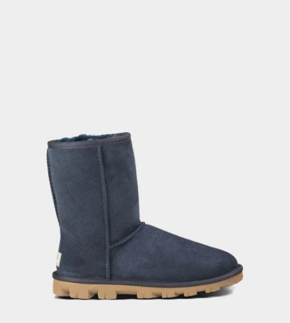 UGG ESSENTIAL SHORT NAVY