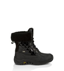 UGG Adirondack II Quilted BLACK