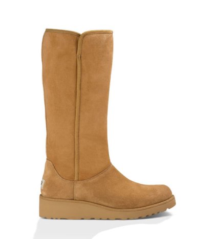 UGG® Kara Wedge Boots CHESTNUT
