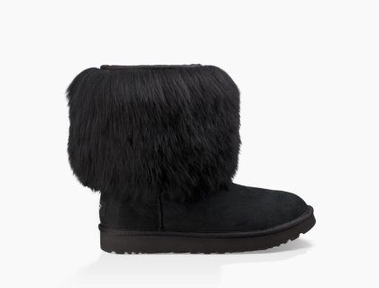 UGG SHORT SHEEPSKIN CUFF BOOT BLACK